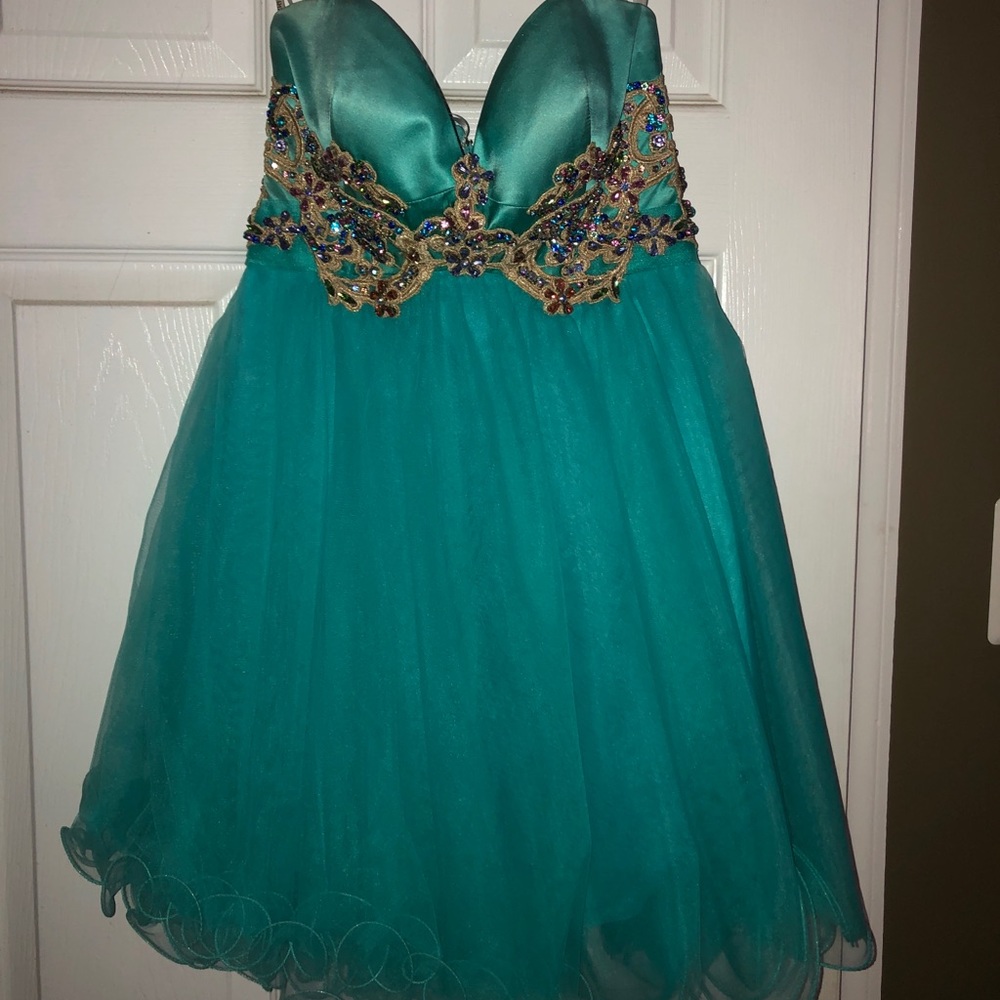 PROM!! Sherri hill mini dress